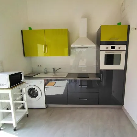 Maisonnette Au Calme A Sur 4 Pers *